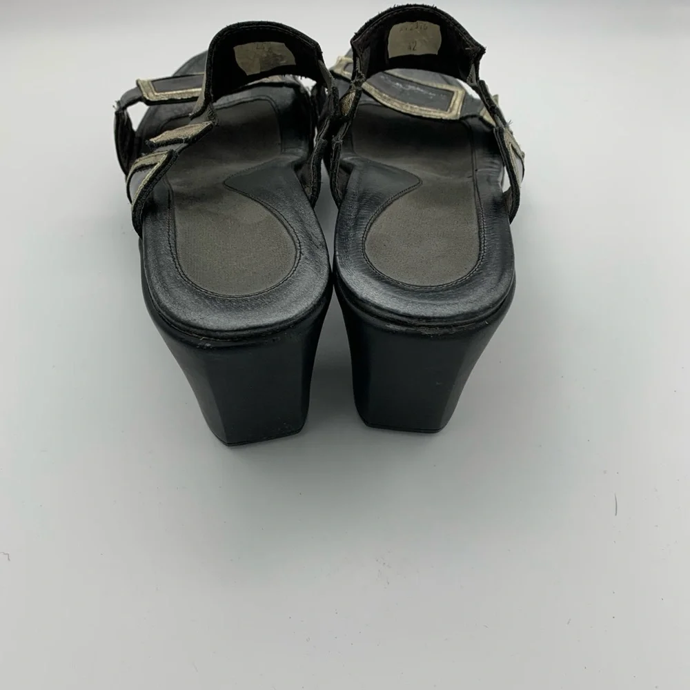Naot sandals size